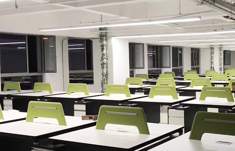 办公桌下载黄瓜直播